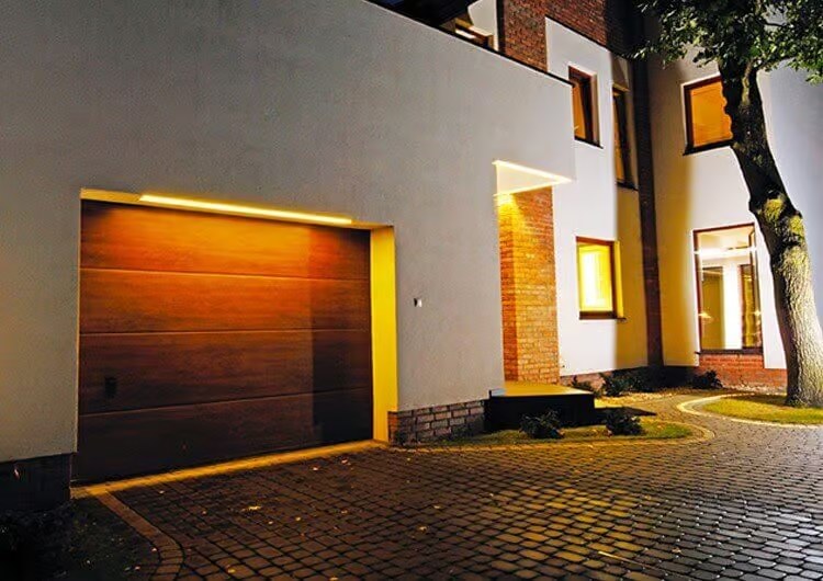aluminum profile in gate and entrance lighting