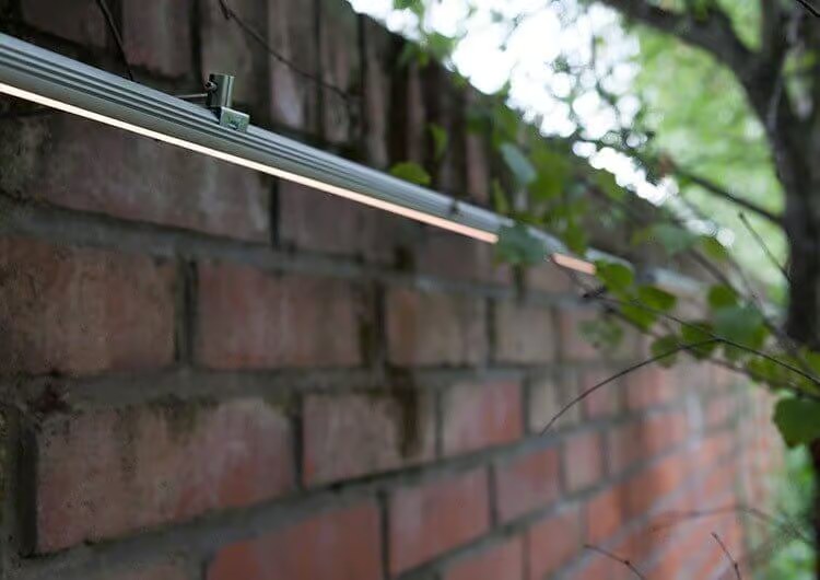 aluminum profile in garden lighting